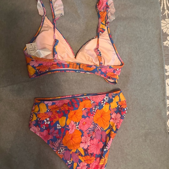 NWT CUPSHE Bikini High Waisted Bottom Ruffle V Neck pink floral size S - Picture 2 of 4